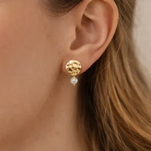 Kolczyki srebrne Wavy Mini z perełką