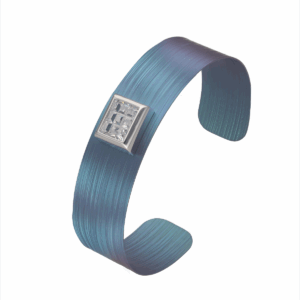 Bransoleta srebrna z tytanem jeans z kamieniami