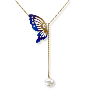 Naszyjnik srebrny z tytanem Motyl z perłą naturalną